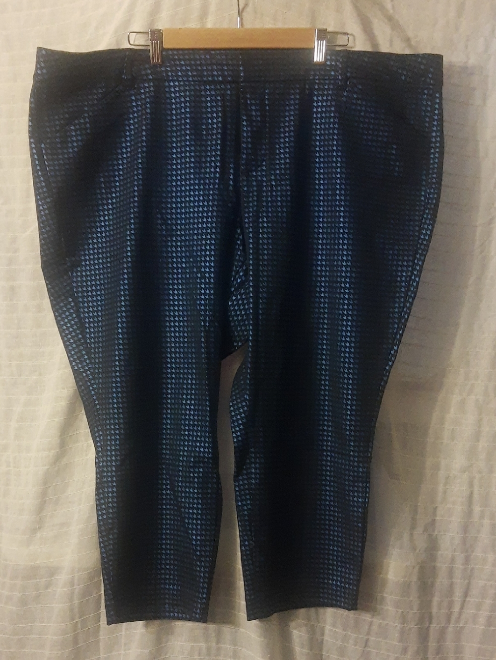 Old Navy Navy Textured Cropped Ankle Pants